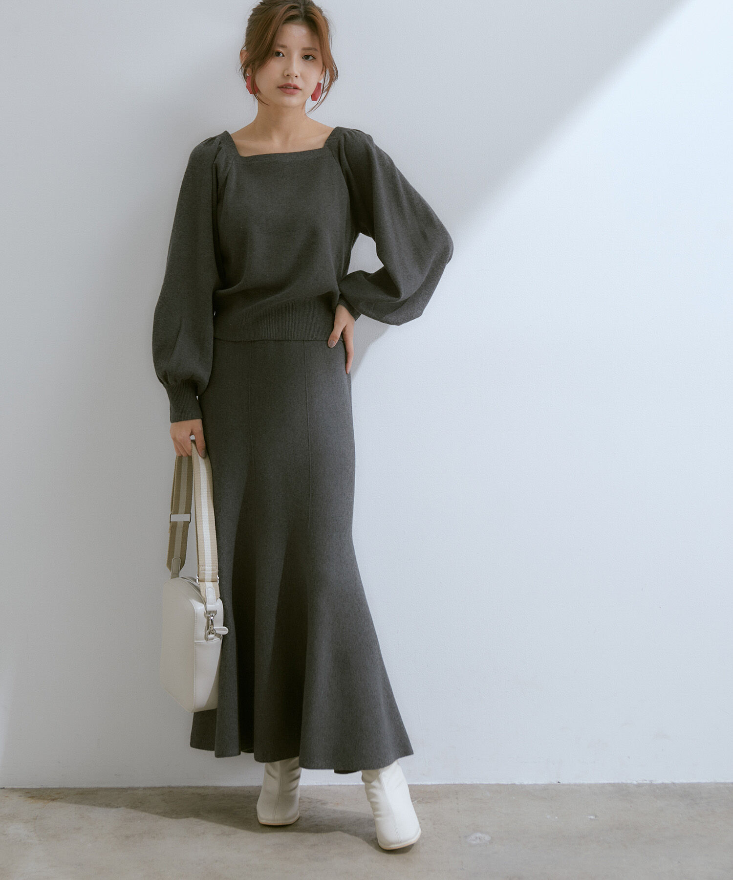 vis-a-vis「【WEB限定】前後2WAYスクエアネックニット【セットアップ対応】」|ニット・セーター|