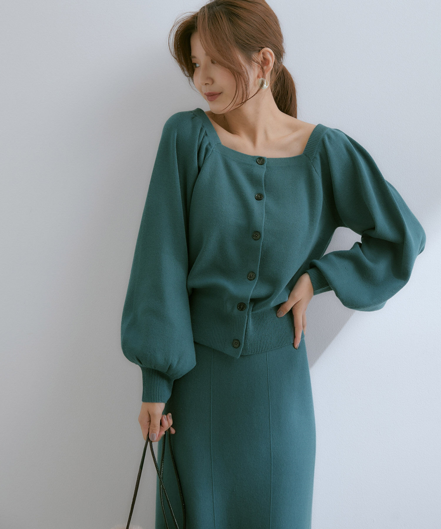 vis-a-vis「【WEB限定】前後2WAYスクエアネックニット【セットアップ対応】」|ニット・セーター|