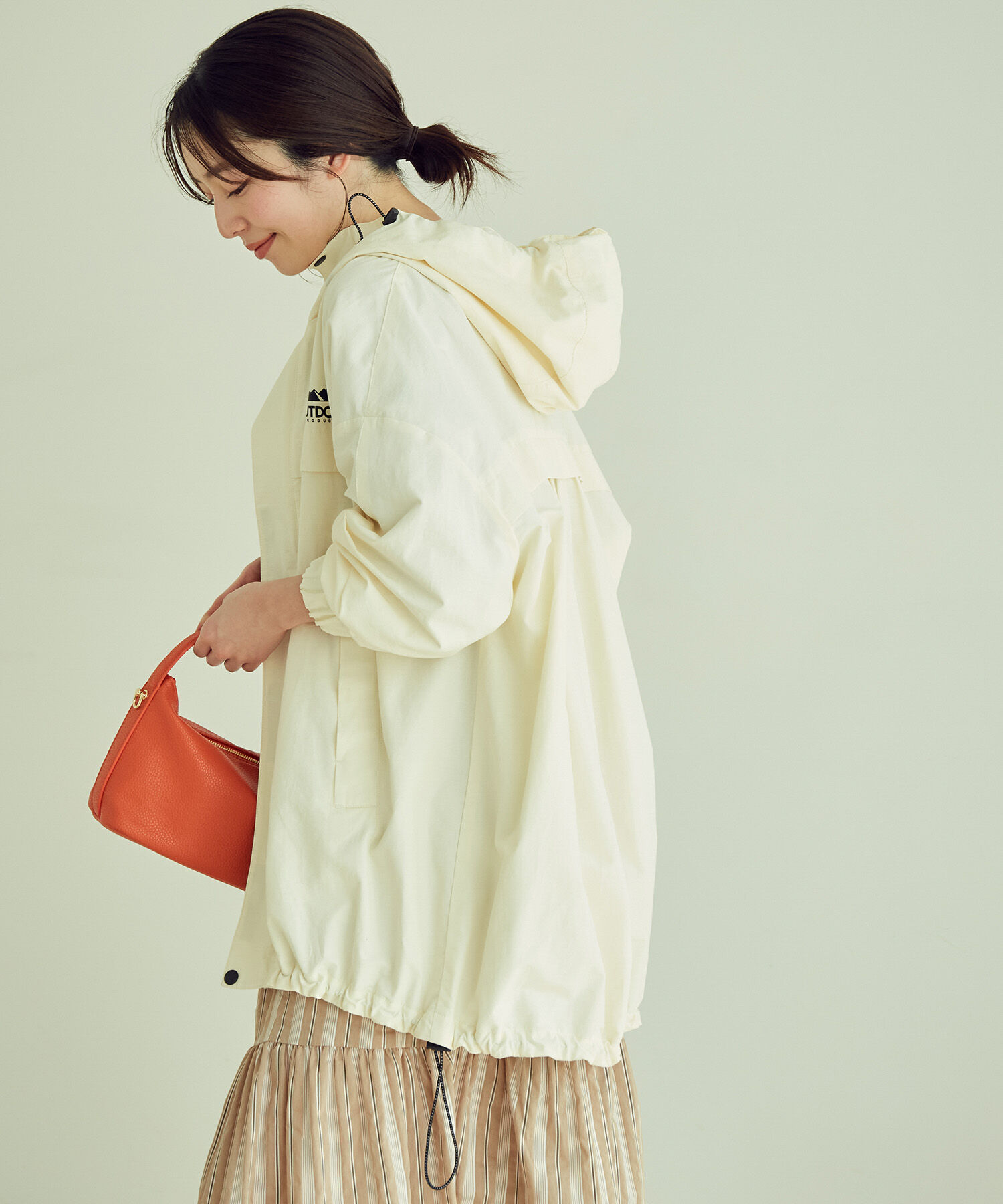 VIS「【OUTDOOR PRODUCTSコラボ】【洗濯可】オーバーサイズマウンテンパーカー」|アウトドア|