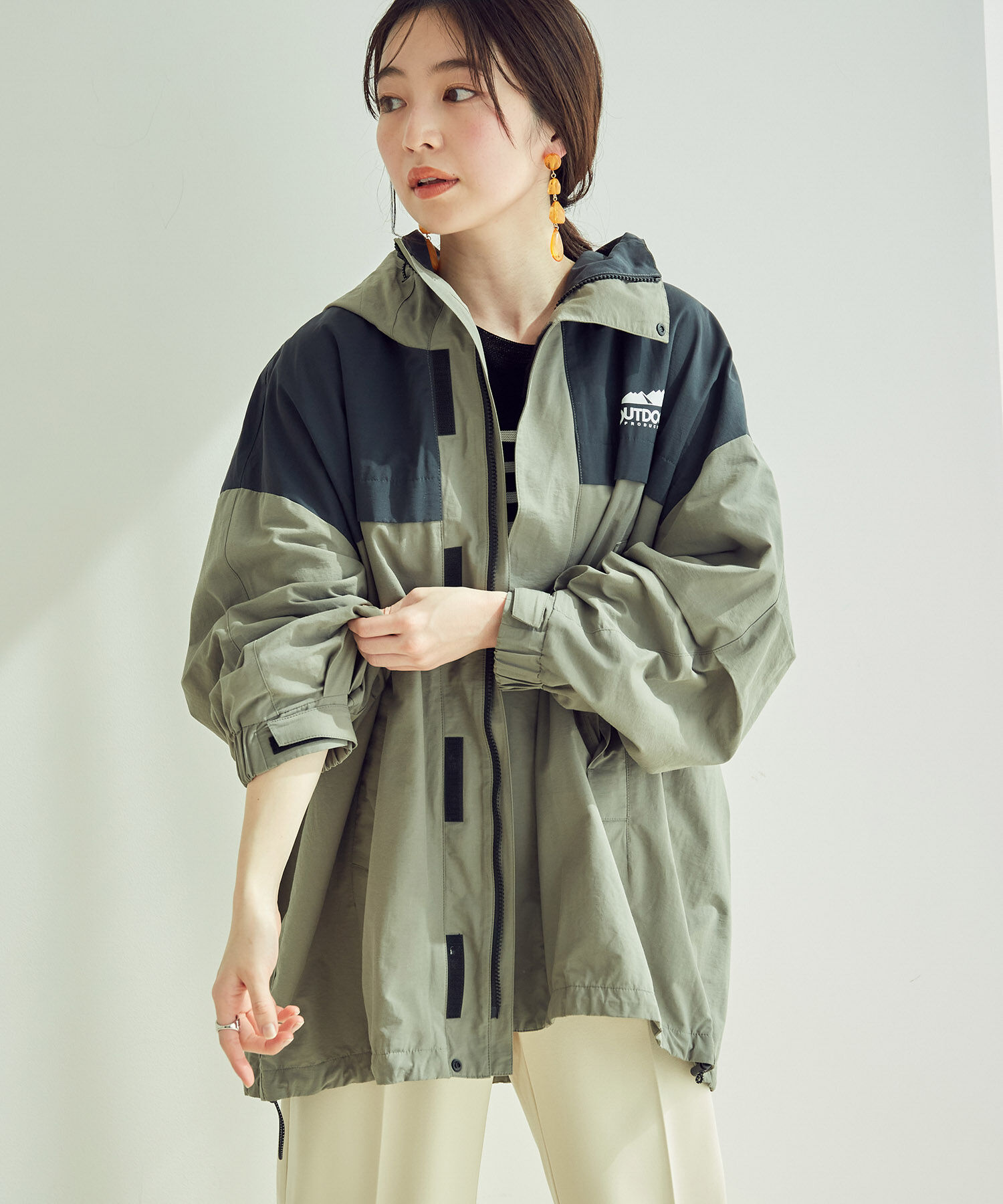 VIS「【OUTDOOR PRODUCTSコラボ】【洗濯可】オーバーサイズマウンテンパーカー」|アウトドア|