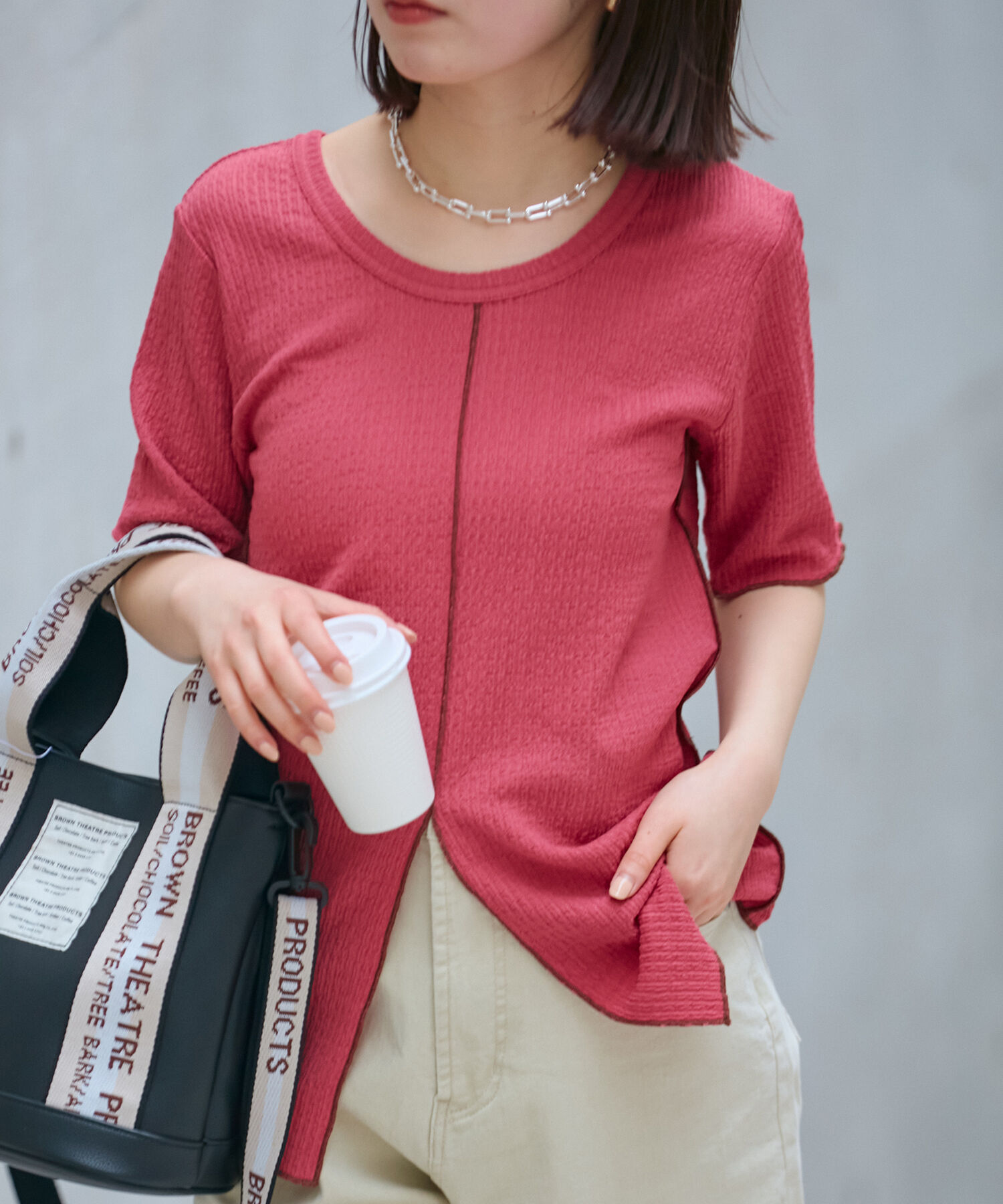 vis-a-vis「【WEB限定】前後２WAY配色メロウスリットフクレジャガードプルオーバー」|Tシャツ・カットソー|ローズピンク(64)