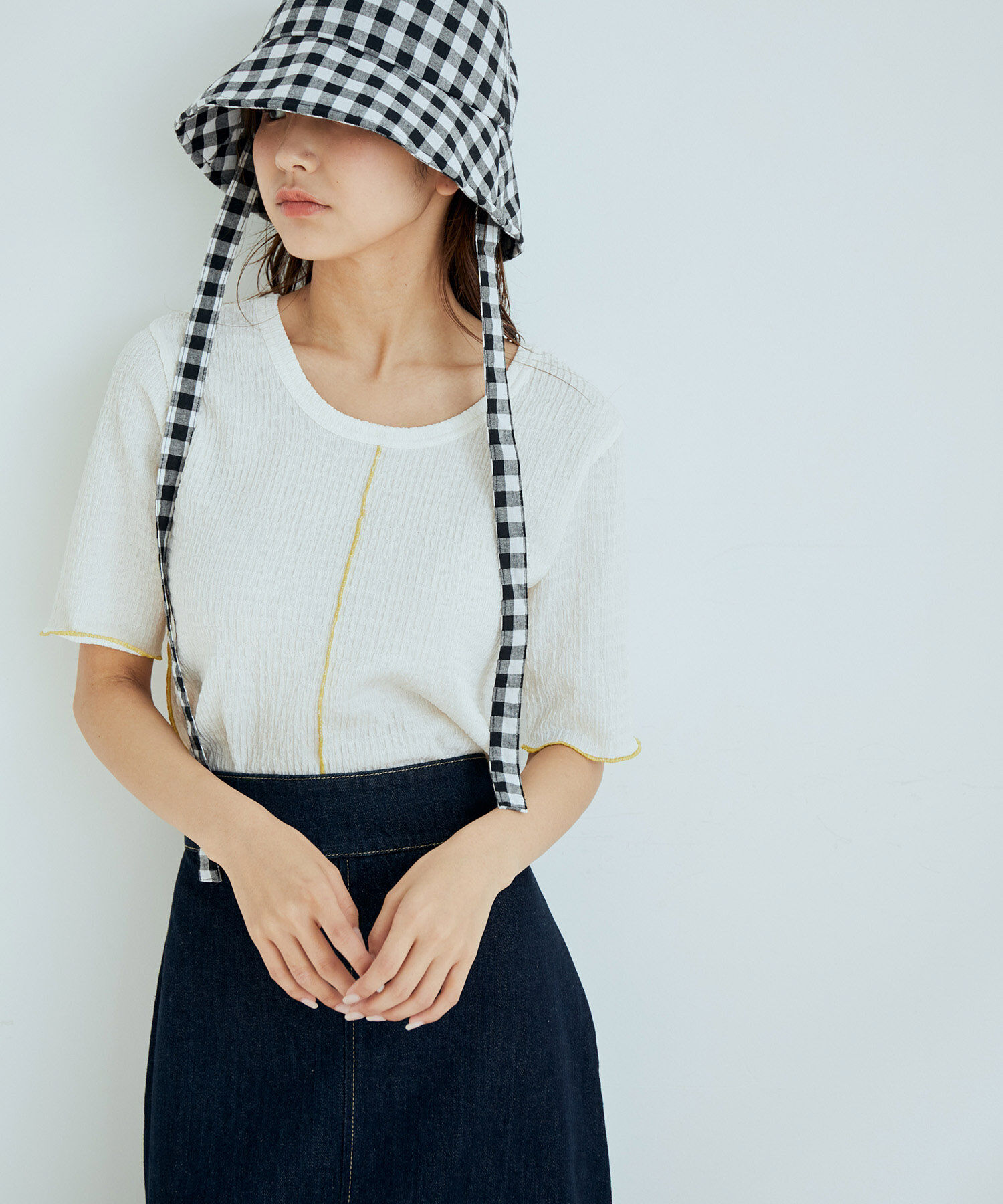 vis-a-vis「【WEB限定】前後２WAY配色メロウスリットフクレジャガードプルオーバー」|Tシャツ・カットソー|