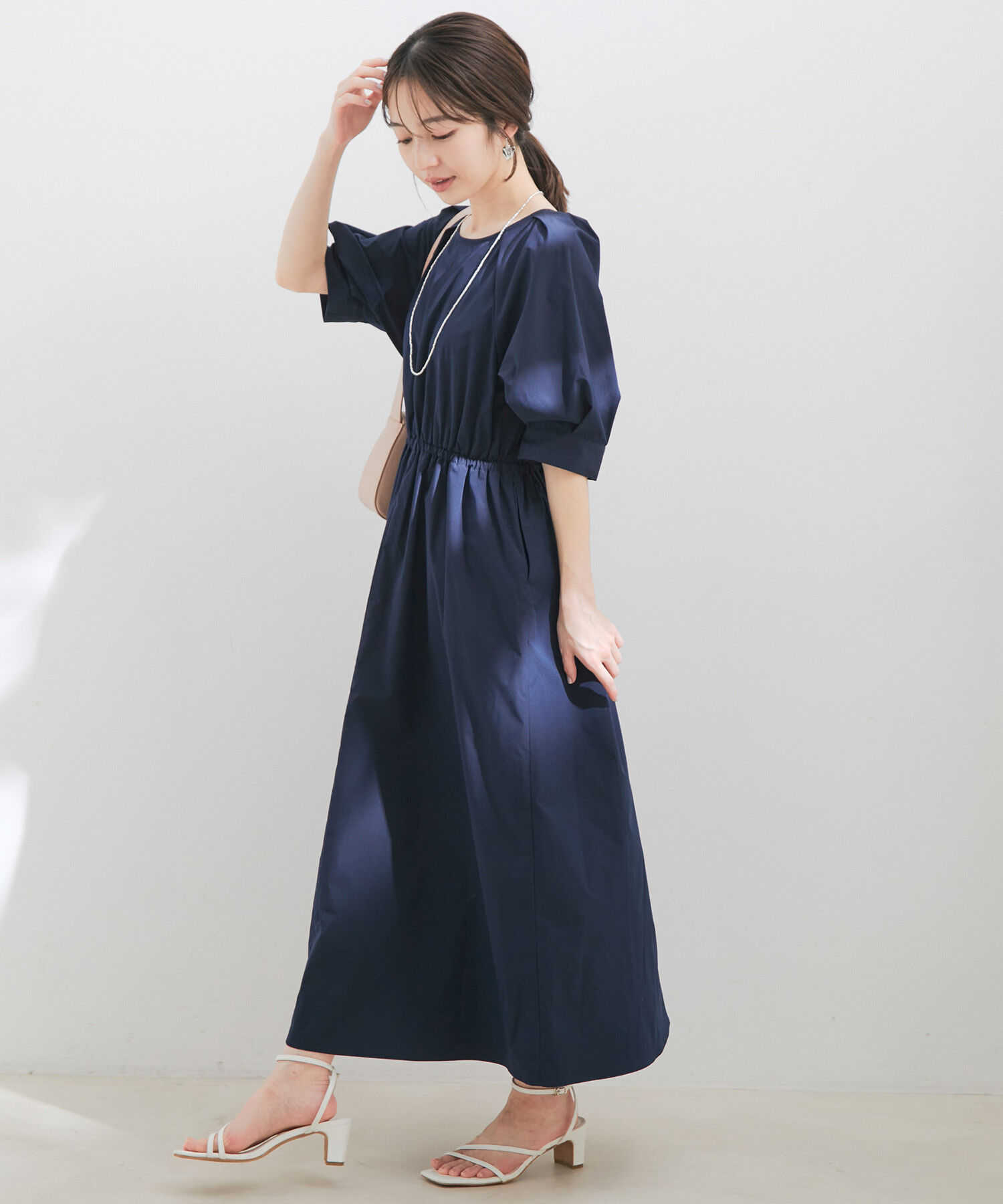 VIS「【前後2WAY】ボリュームスリーブフィット＆フレアワンピース【洗える】」|ワンピース|