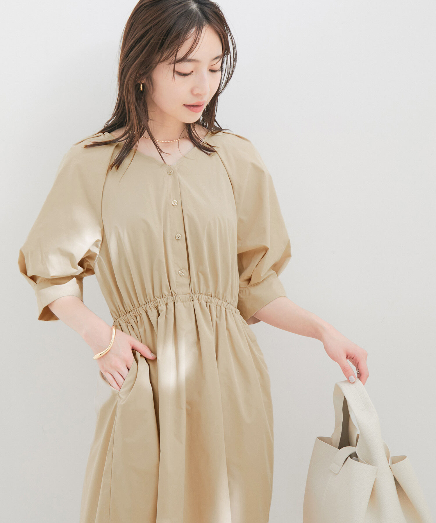 VIS「【前後2WAY】ボリュームスリーブフィット＆フレアワンピース【洗える】」|ワンピース|