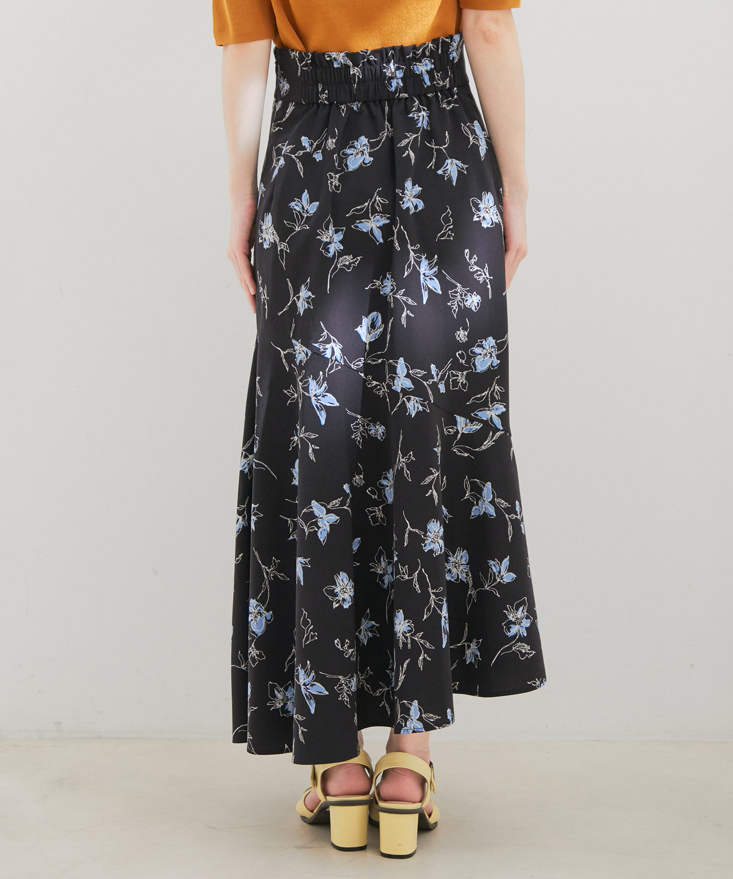 VIS「【洗える】アシンメトリー花柄マーメイドスカート」|スカート|