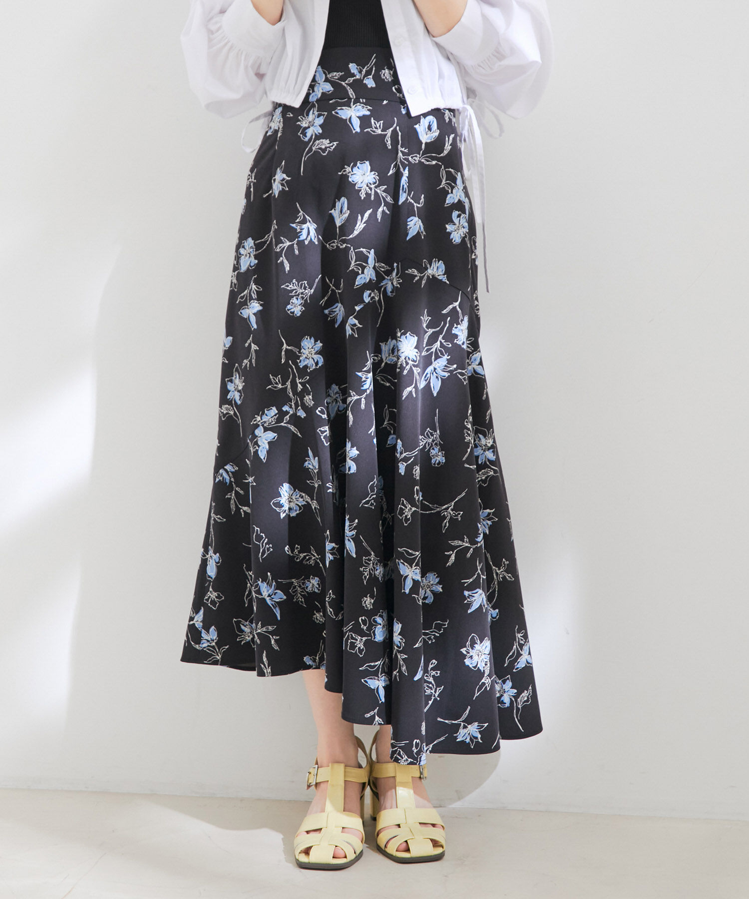 VIS「【洗える】アシンメトリー花柄マーメイドスカート」|スカート|