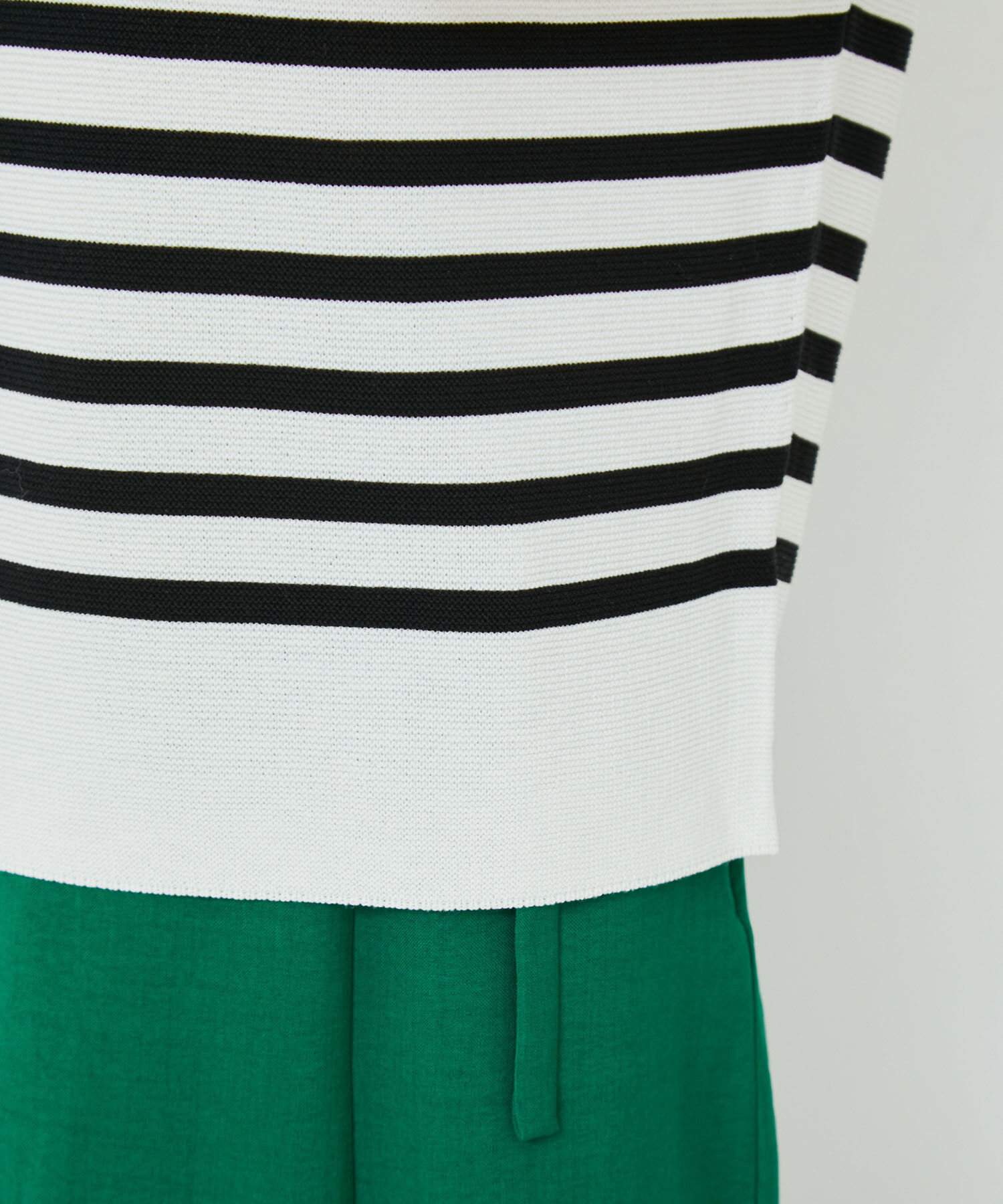 VIS「ゴールド釦アクセントフレンチスリーブニット」|ニット・セーター|