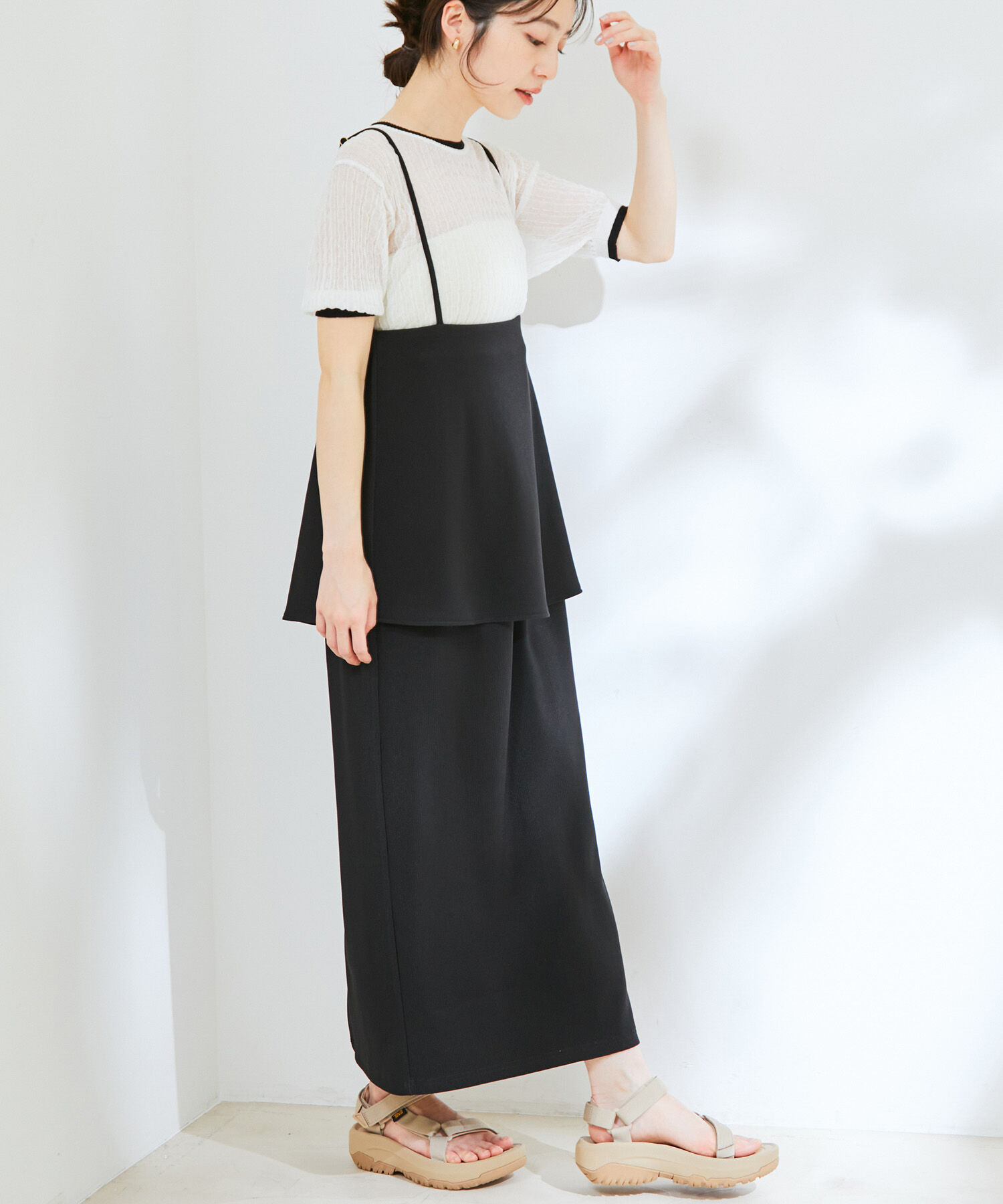 VIS「【マルチWAY】ストラップ付ペプラムカットスカート」|スカート|ブラック(01)