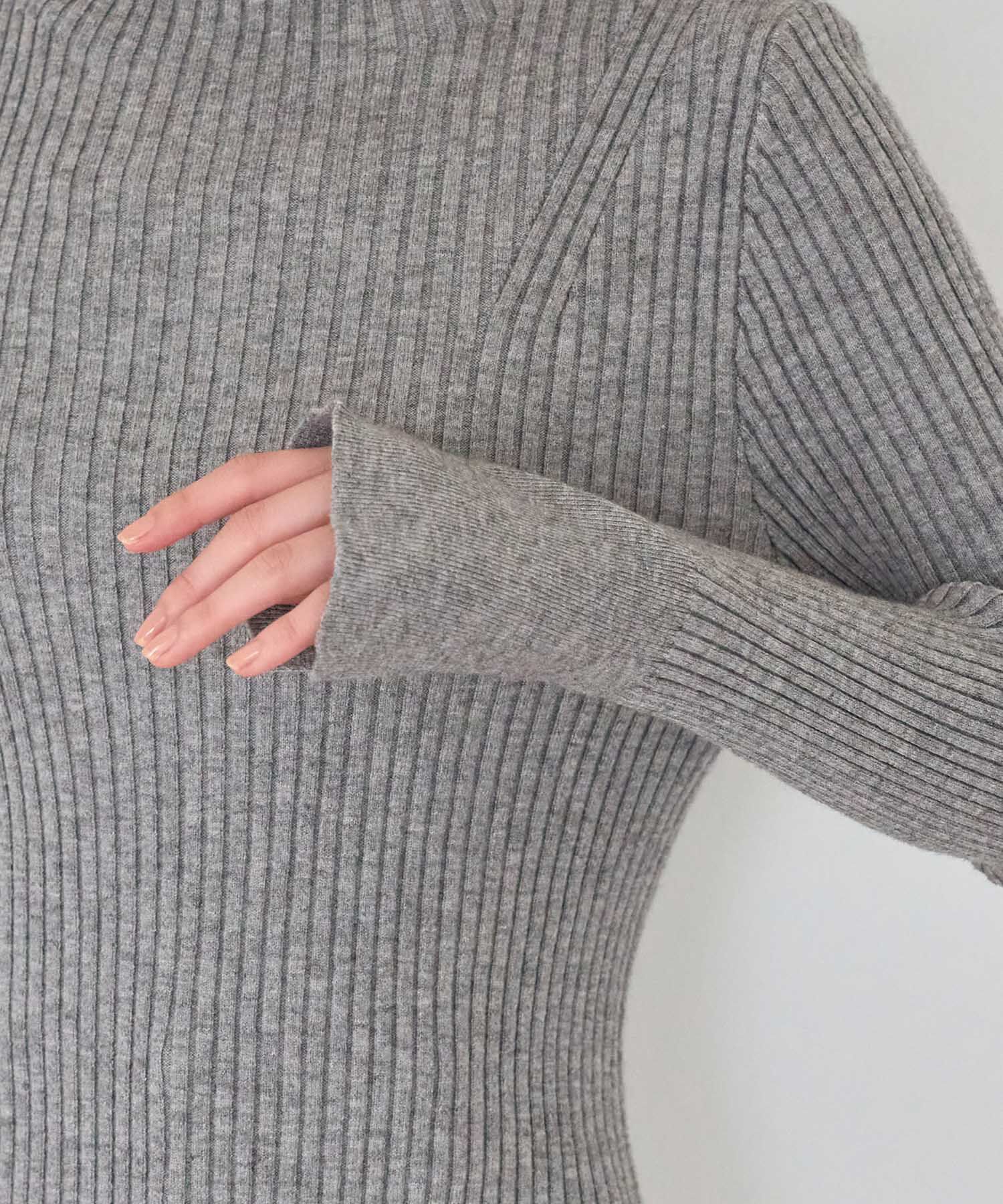 VIS「【洗える】モックネック袖スリットリブニット」|ニット・セーター|