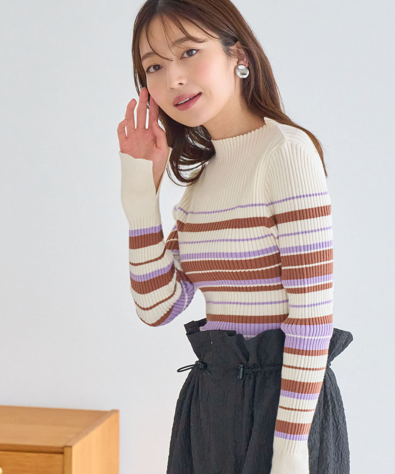 VIS「【洗える】モックネック袖スリットリブニット」|ニット・セーター|