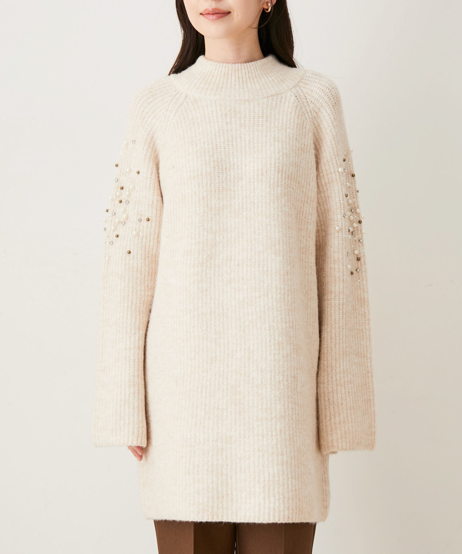 VIS「パール＆ビーズアクセントスリーブミニ丈ニットワンピース」|ワンピース|