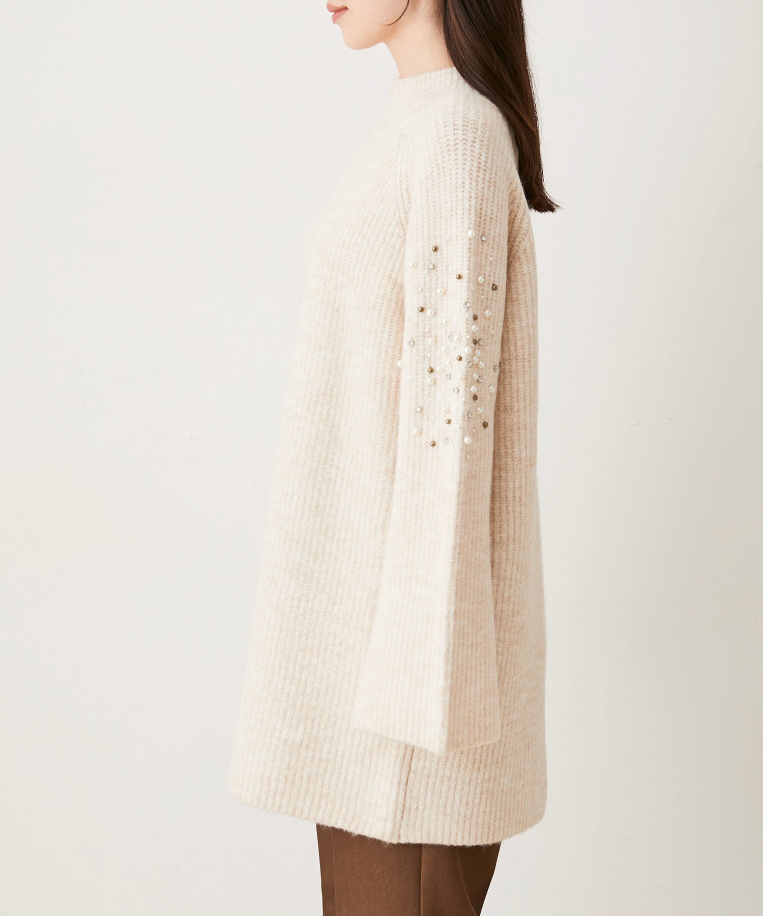 VIS「パール＆ビーズアクセントスリーブミニ丈ニットワンピース」|ワンピース|