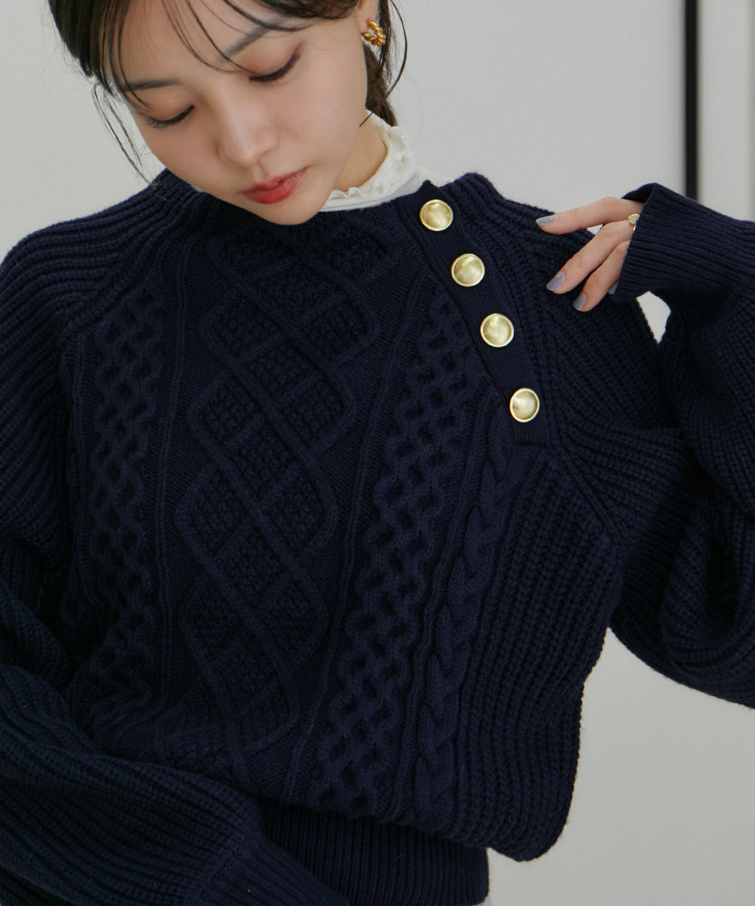 VIS「【洗える】メタル釦ケーブルニット【WEB・アウトレット限定】」|ニット・セーター|ネイビー(40)