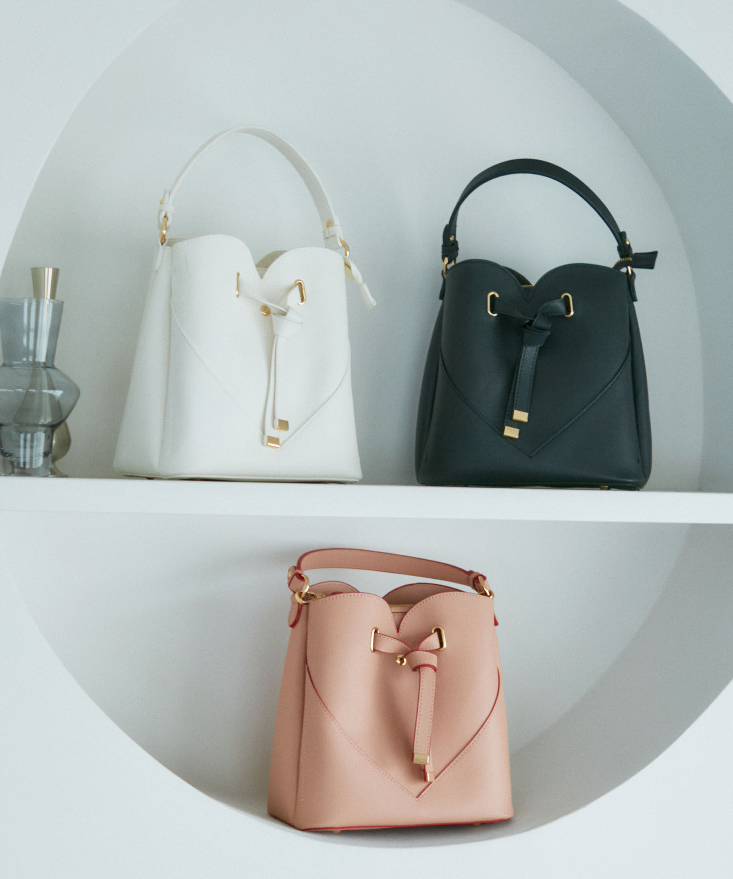 VIS「【追加生産】【2WAY】ハートカットバッグ」|ハンドバッグ|