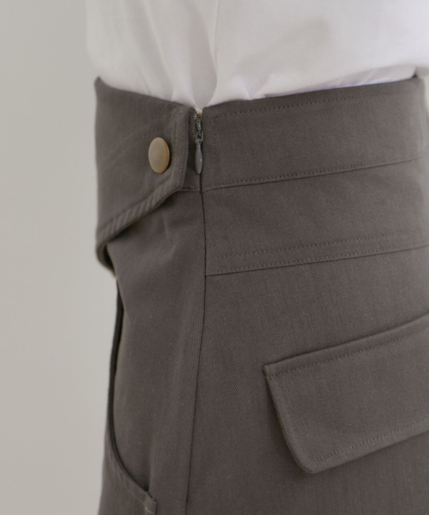 VIS「フラップ付き台形ミニスカート」|スカート|