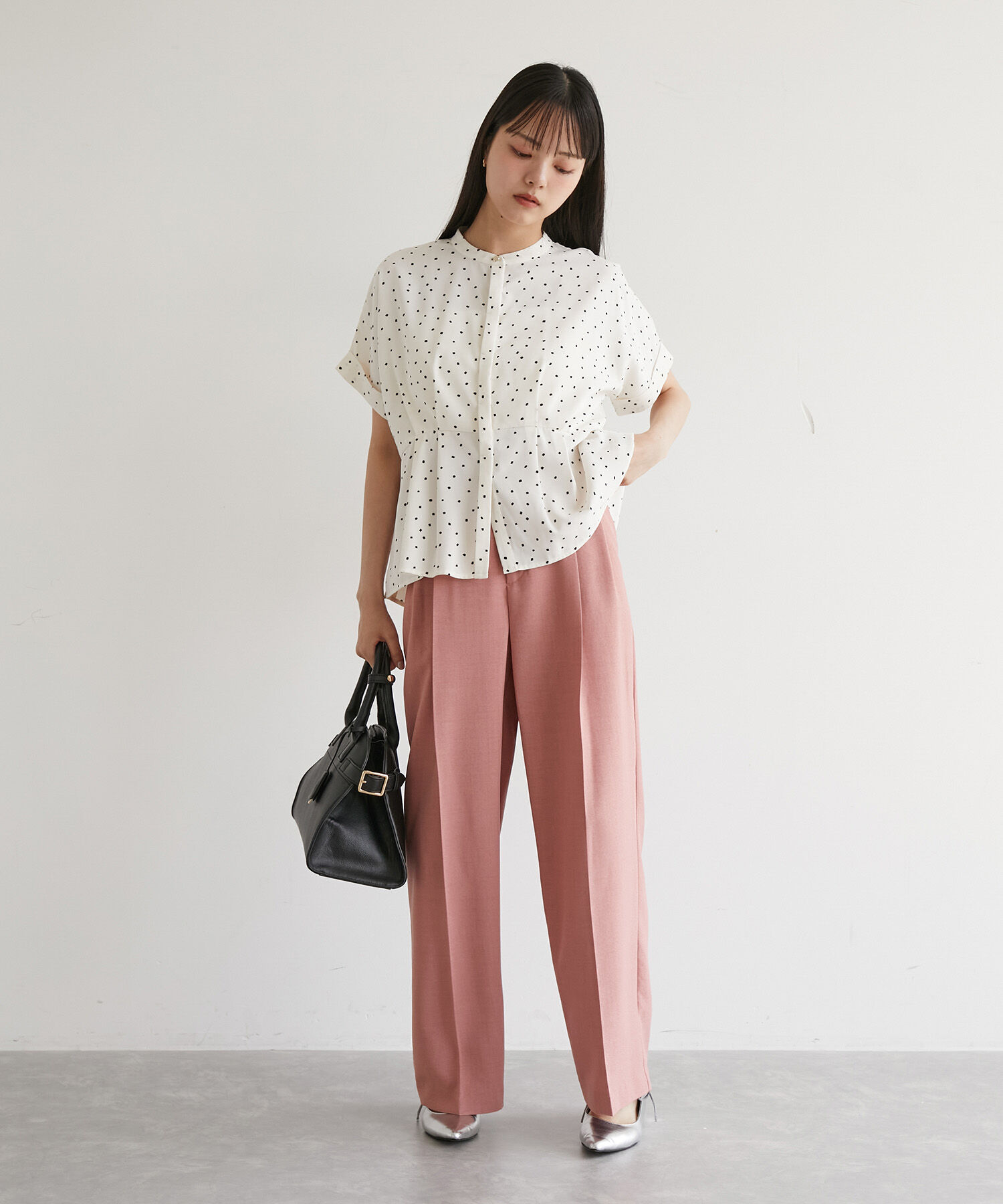 VIS「【洗える】ウエスト切り替えフロントタックブラウス」|シャツ・ブラウス|