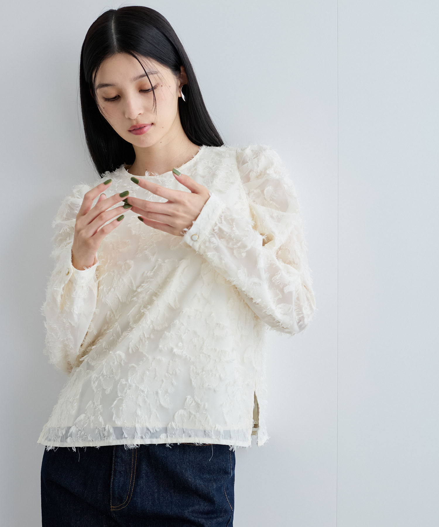 VIS「【洗える】ギャザーショルダージャガードブラウス」|シャツ・ブラウス|