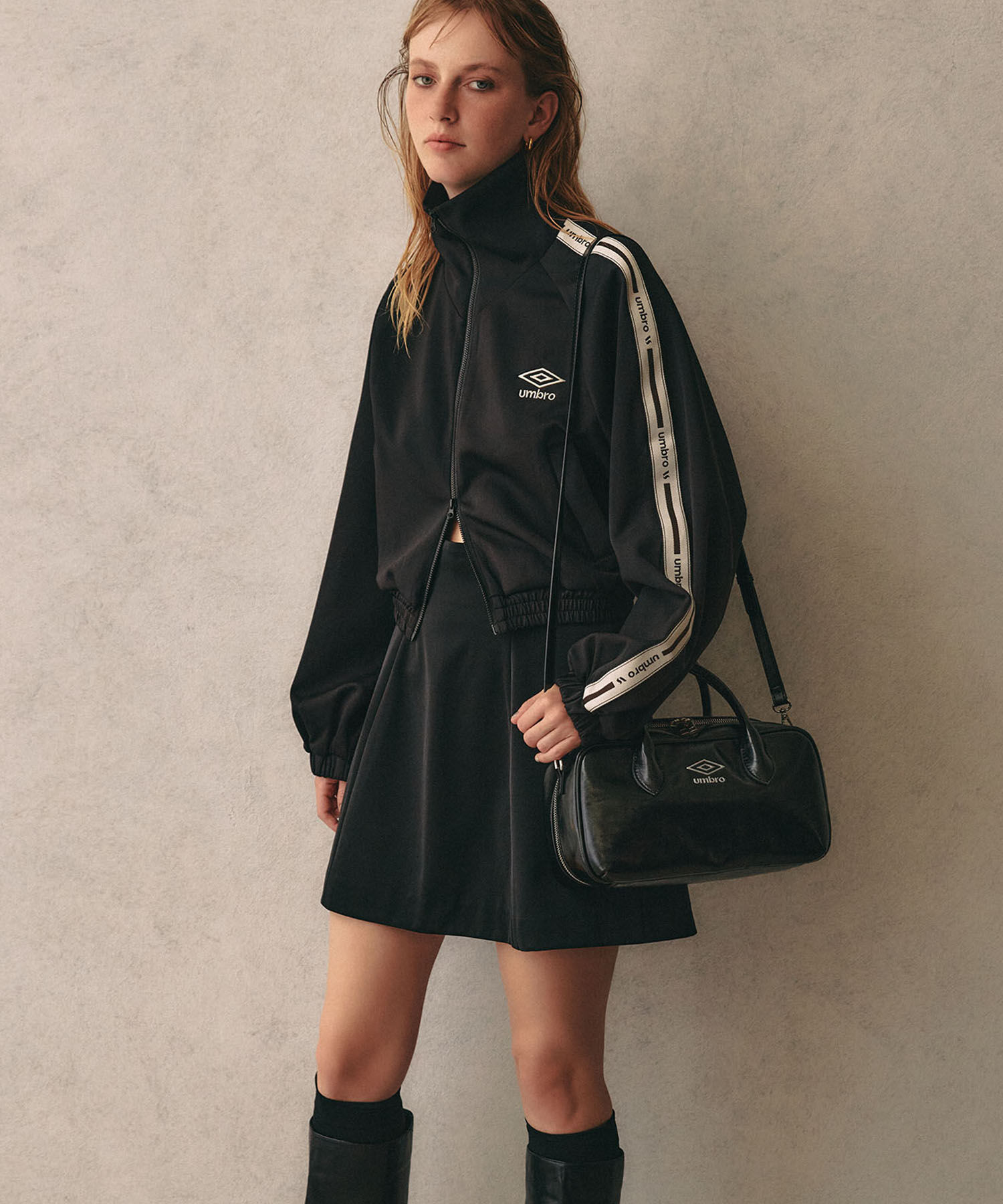 VIS「【umbro】VIS別注モデルショートトラックジャケット」|その他|ブラック(01)