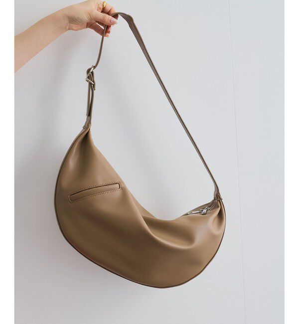 VIS「フロント斜めポケットショルダーバッグ」|ショルダー・メッセンジャー|