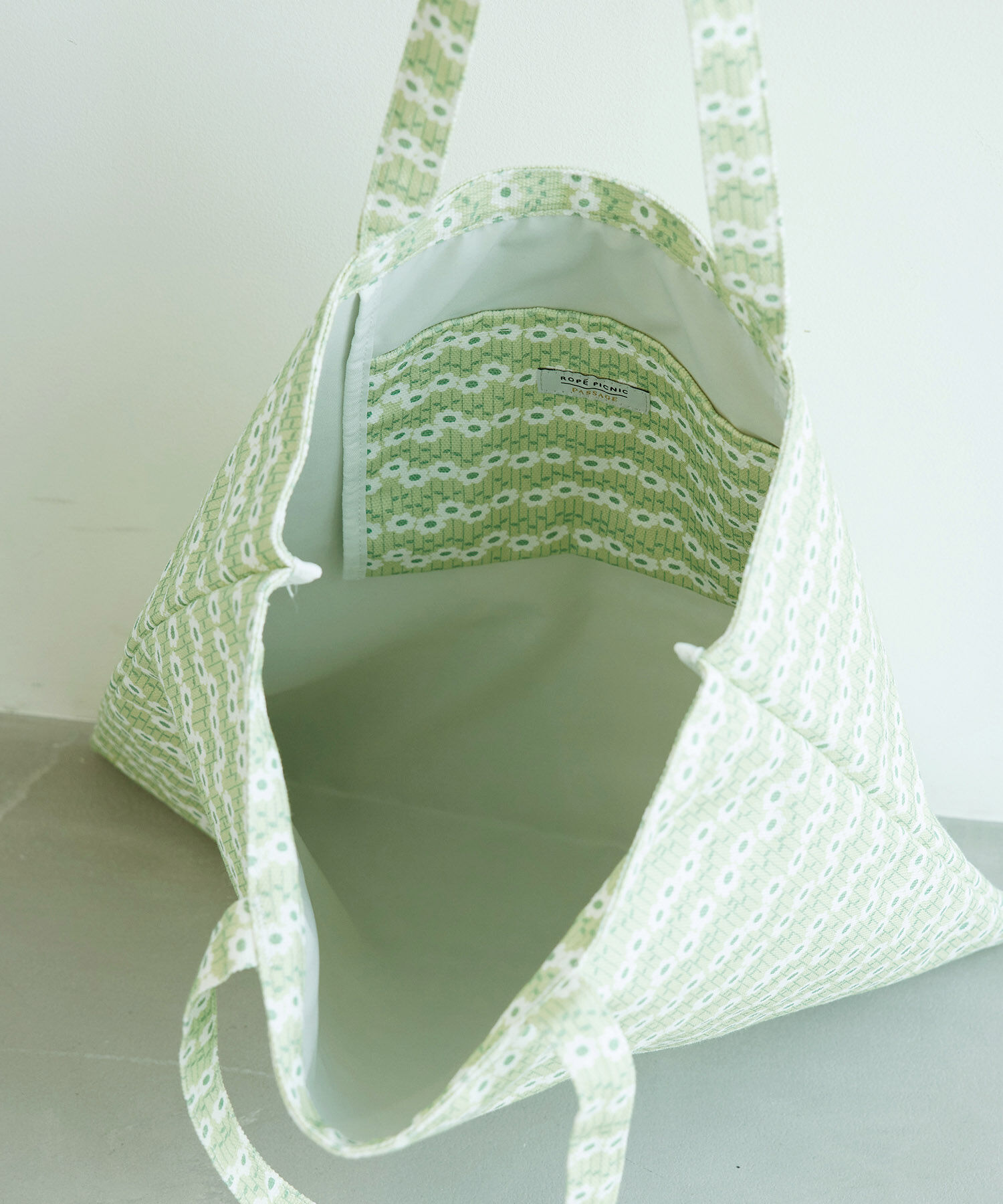 ROPE PICNIC PASSAGE「アデリアレトロ&times;ROPE' PICNIC/レトロ柄トートバッグ」|トートバッグ|