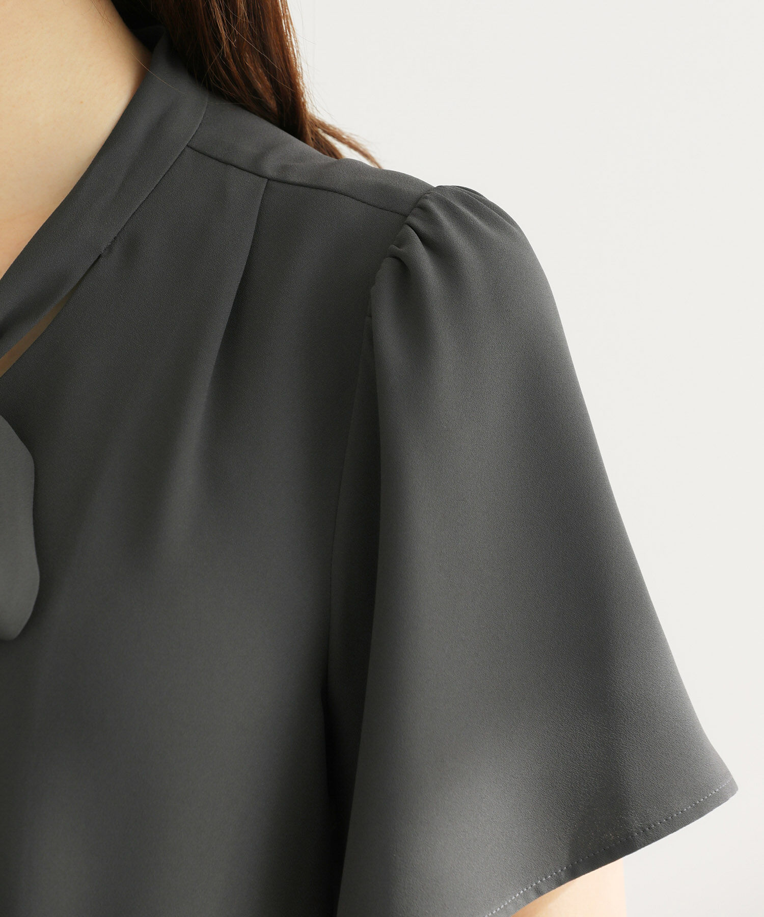 Rope&rsquo;Picnic「【ご好評につき追加生産&新色追加】サラサラリボンハーフスリーブブラウス」|シャツ・ブラウス|