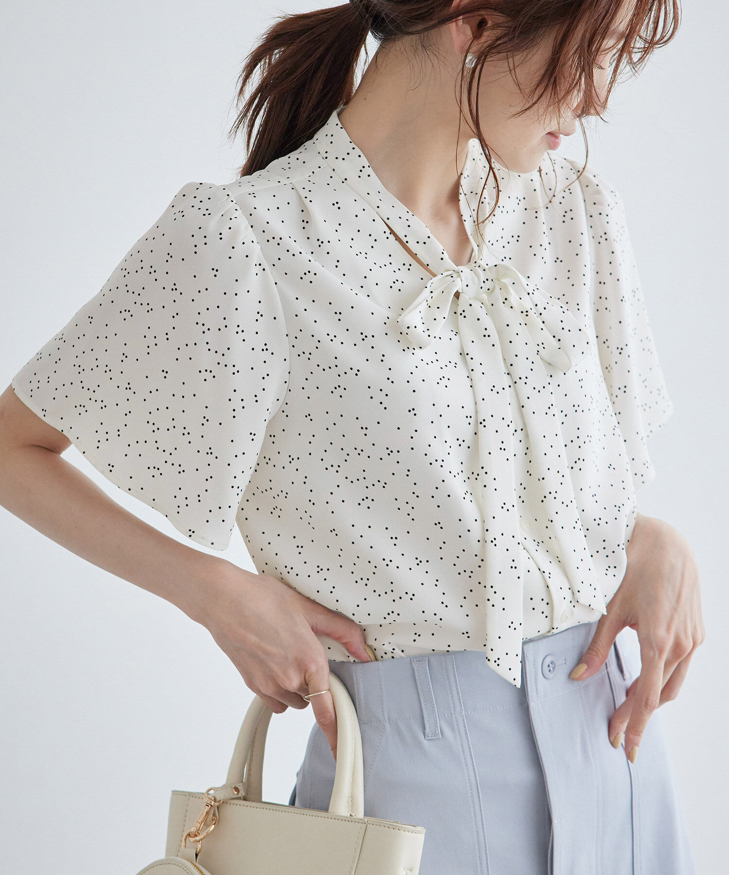 Rope&rsquo;Picnic「【ご好評につき追加生産&新色追加】サラサラリボンハーフスリーブブラウス」|シャツ・ブラウス|キナリ系(18)