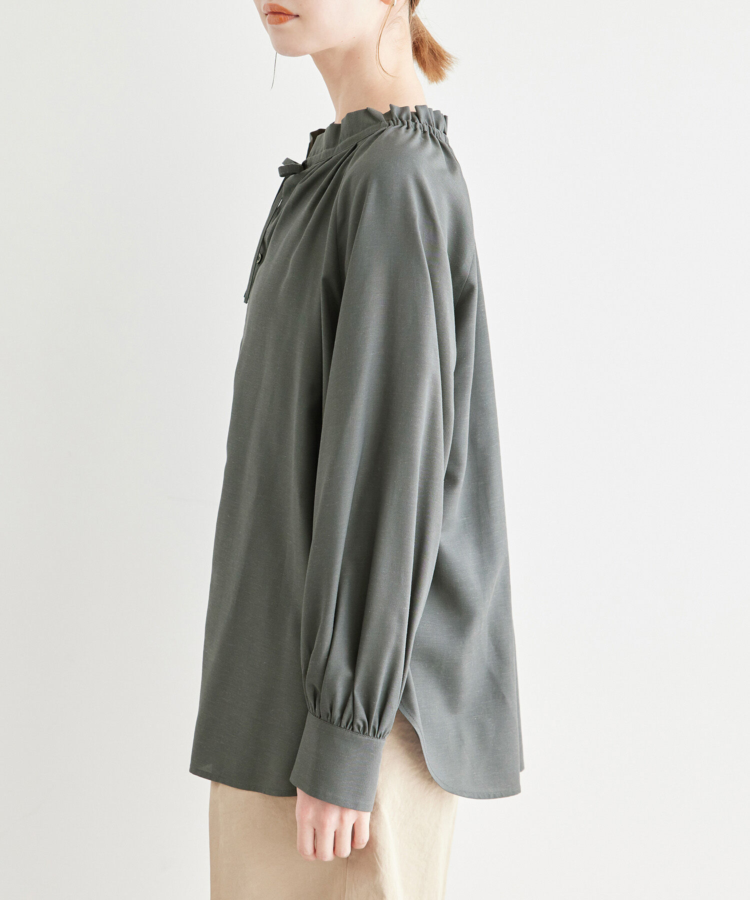 Rope&rsquo;Picnic「麻混スタンドフリルシャツ」|シャツ・ブラウス|