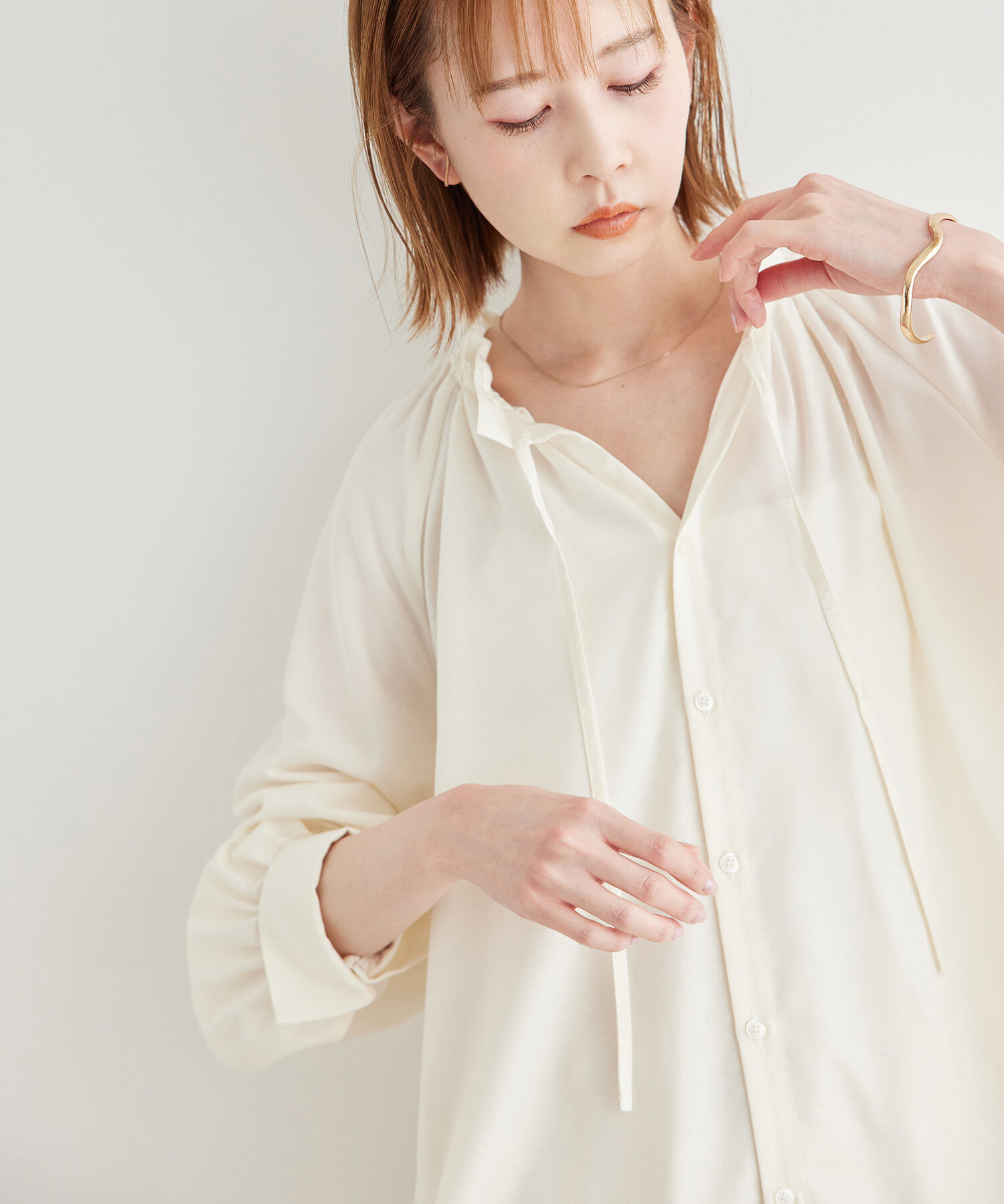 Rope&rsquo;Picnic「麻混スタンドフリルシャツ」|シャツ・ブラウス|オフホワイト(15)