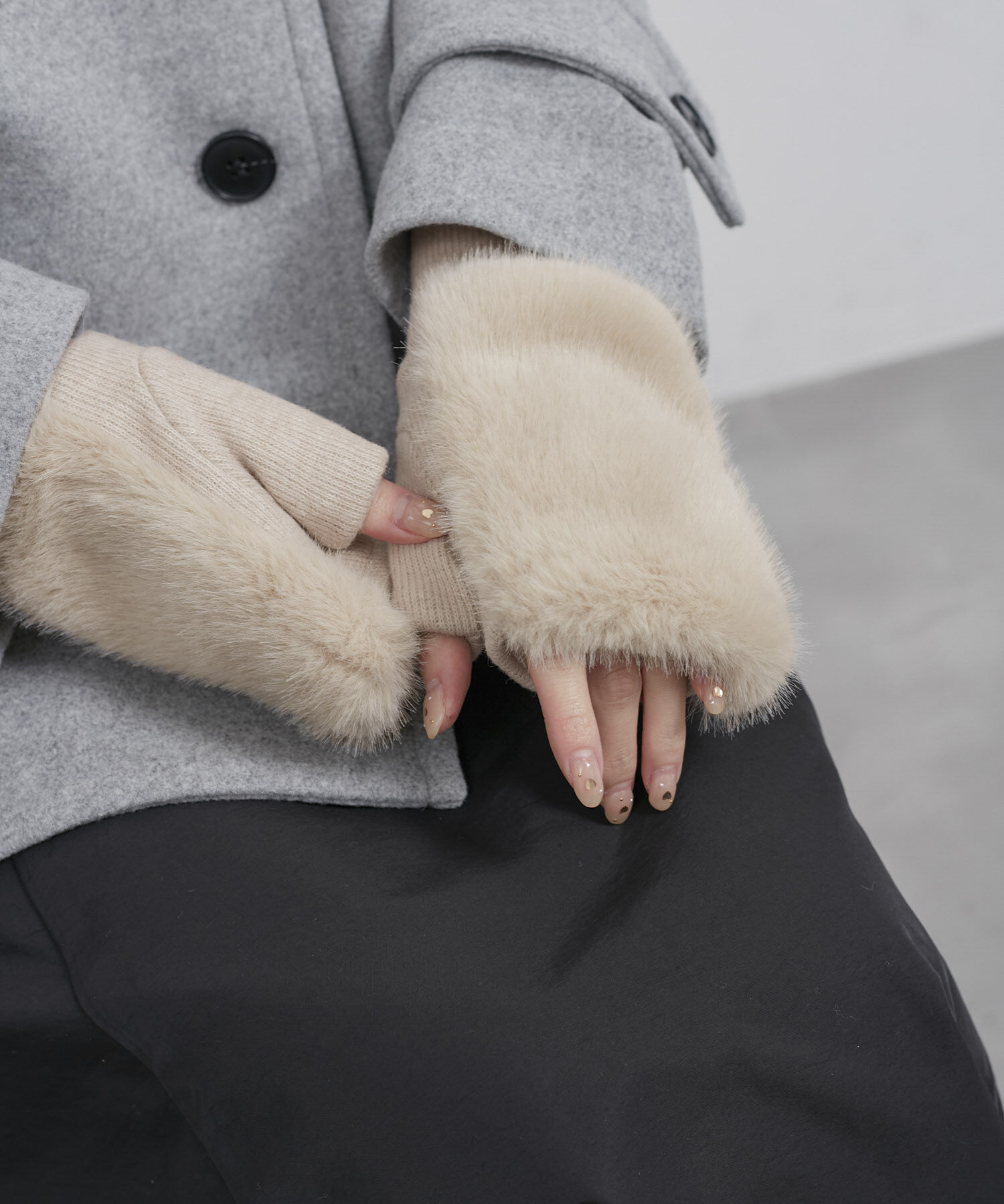 ROPE PICNIC PASSAGE「フェイクファーフィンガーレスグローブ」|手袋|ベージュ(27)