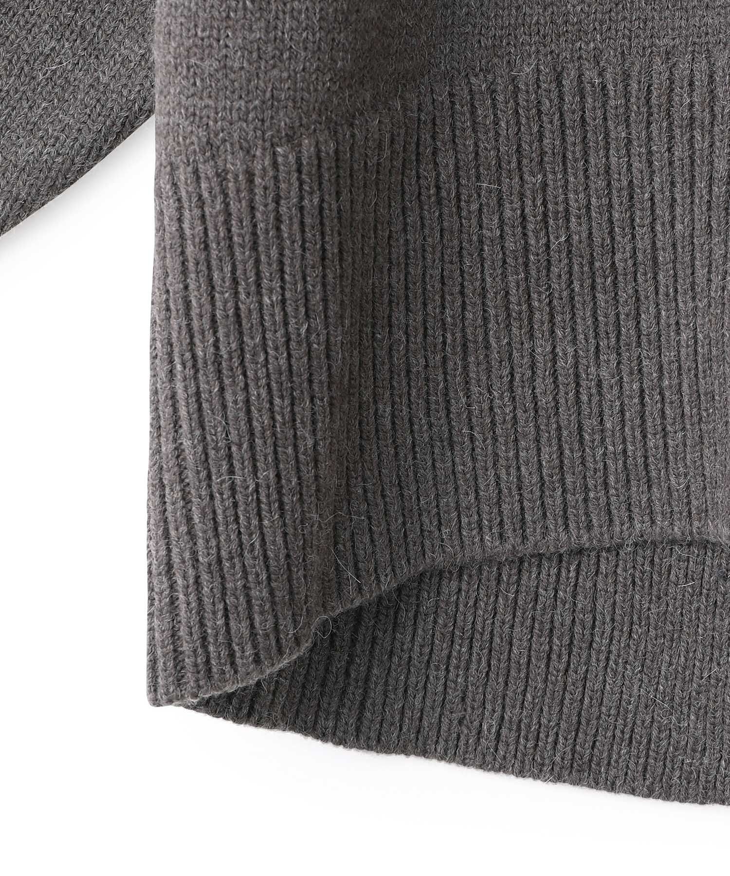 ADAM ET ROPE'「【WEB限定】タートルバックスリットニットプルオーバー」|ニット・セーター|