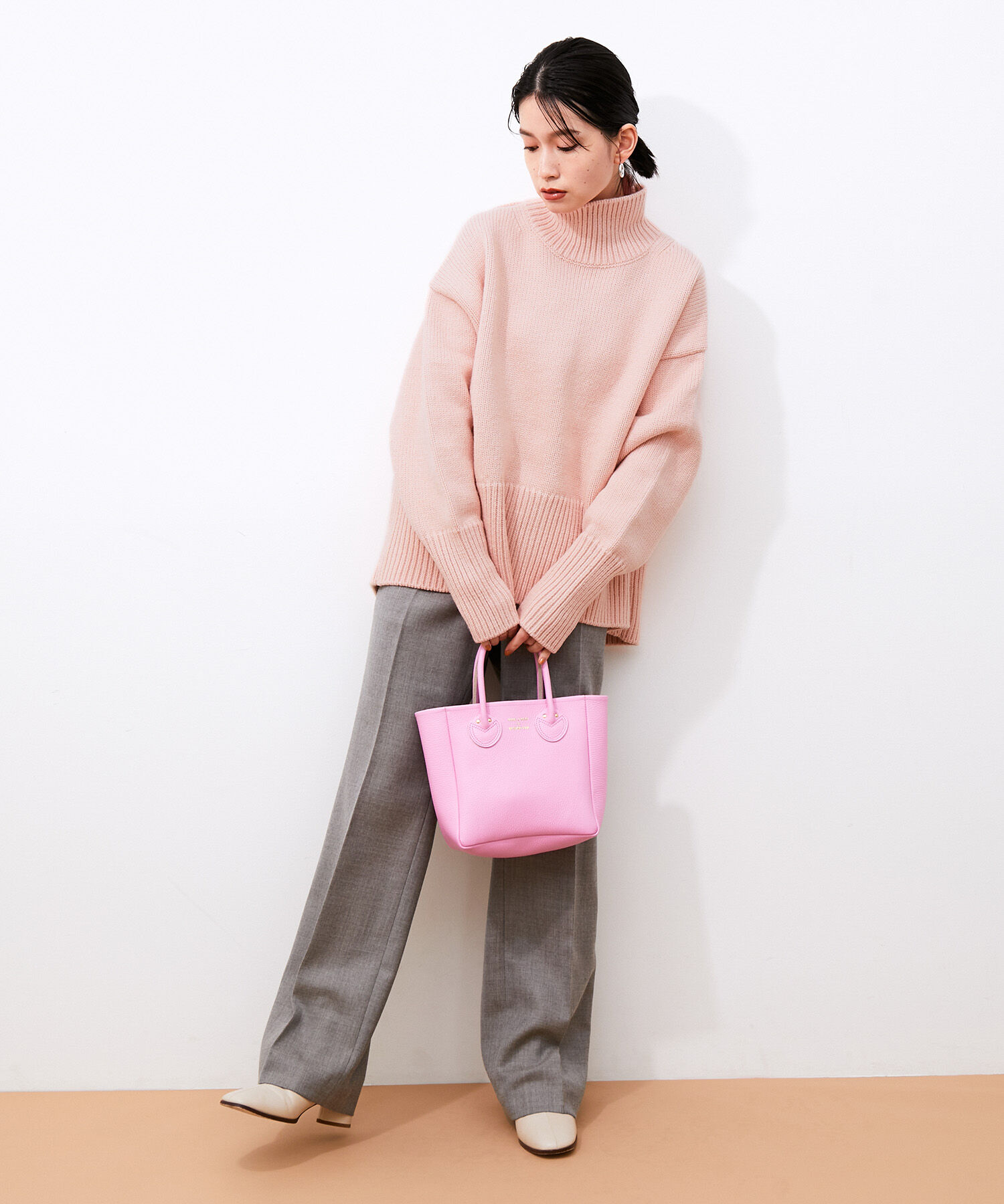 ADAM ET ROPE'「【WEB限定】タートルバックスリットニットプルオーバー」|ニット・セーター|