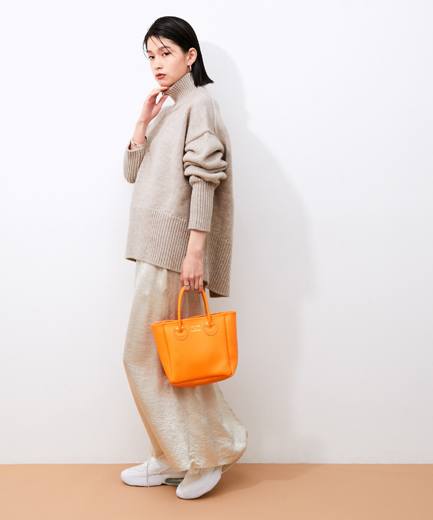 ADAM ET ROPE'「【WEB限定】タートルバックスリットニットプルオーバー」|ニット・セーター|