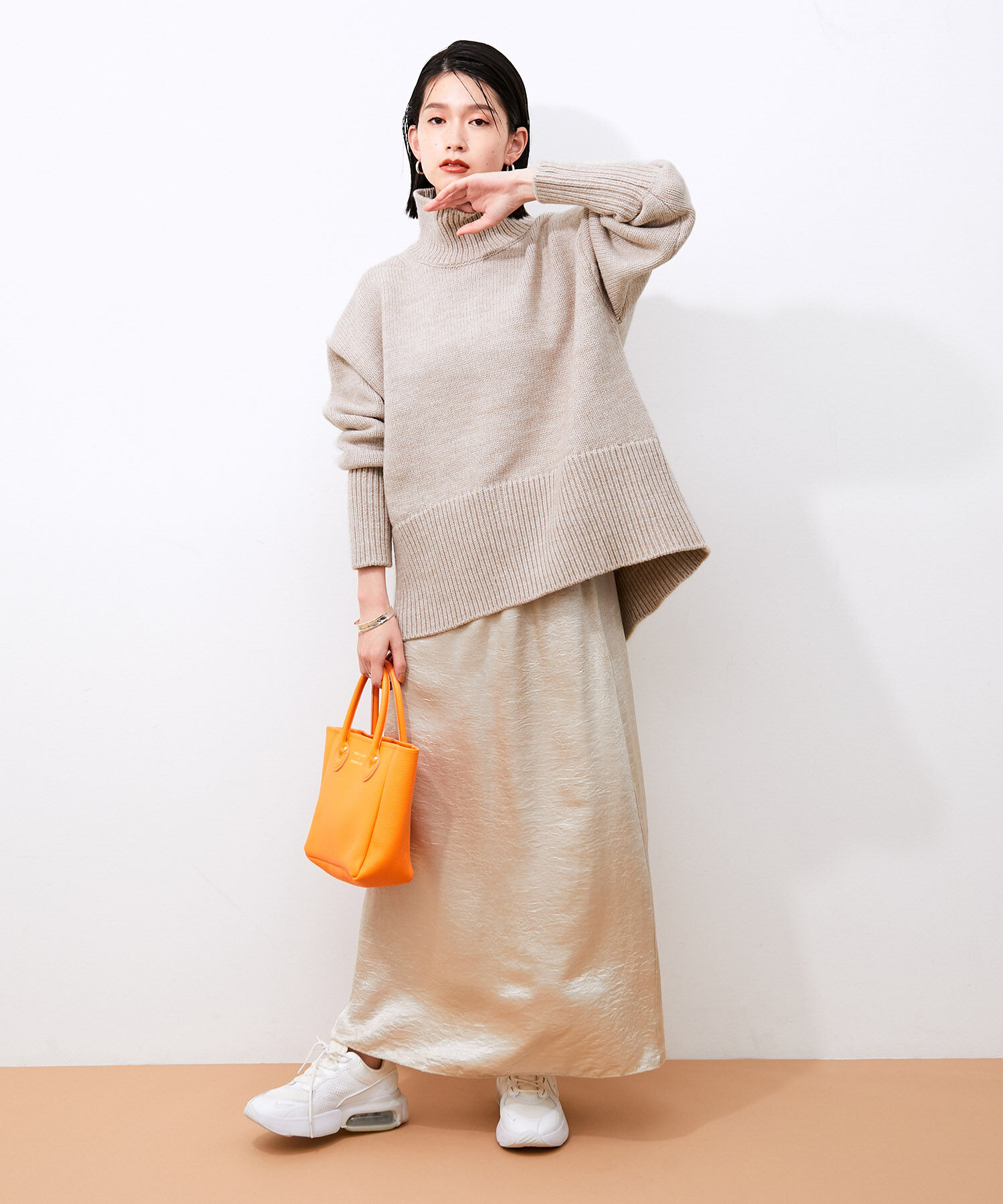 ADAM ET ROPE'「【WEB限定】タートルバックスリットニットプルオーバー」|ニット・セーター|