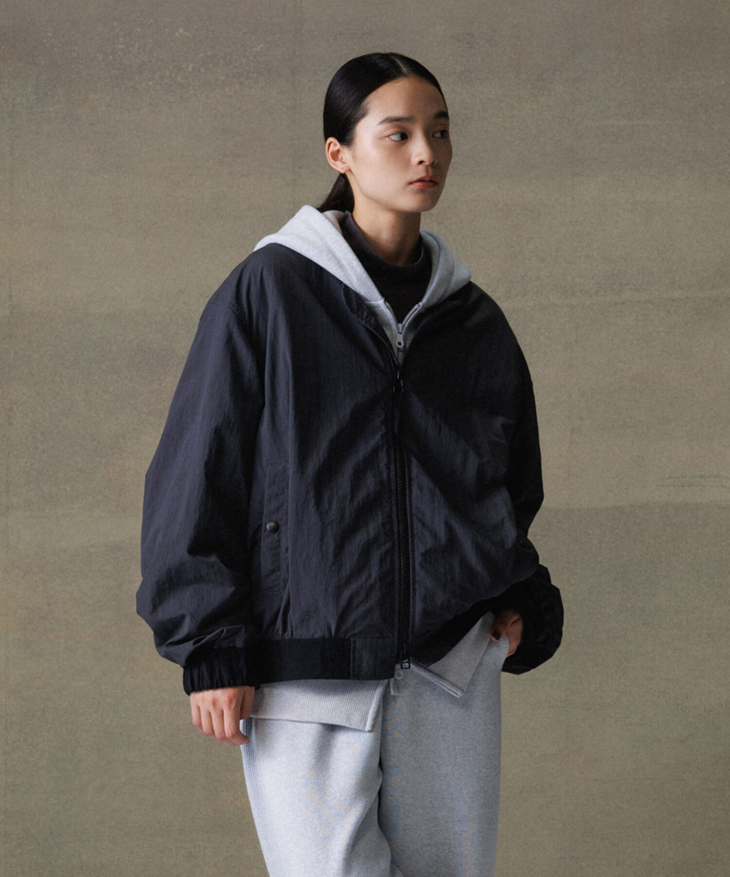 ADAM ET ROPE'「撥水リサイクルナイロン ルーズシルエット ライトMA-1 / ロングシーズン着用可能 / セットアップ対応」|その他|チャコール(06)