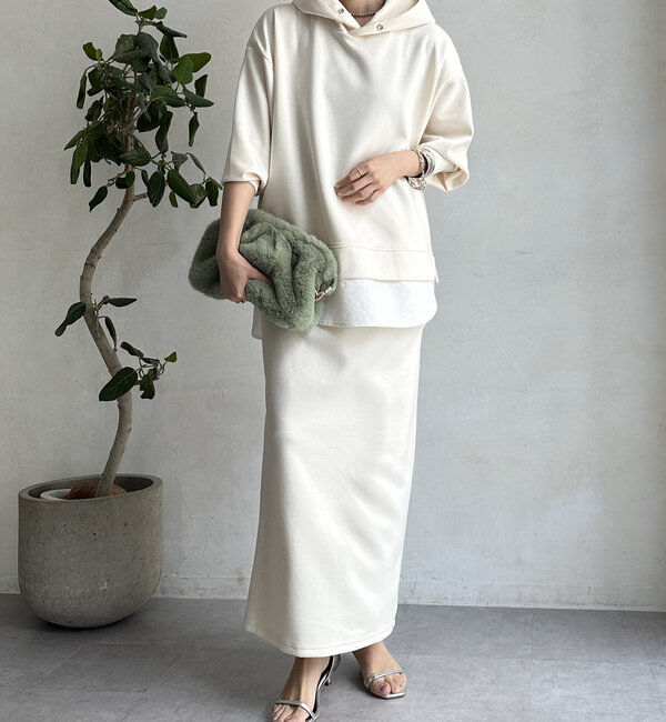  「【WEB限定】フーディー＋タイトスカート」|スーツ|