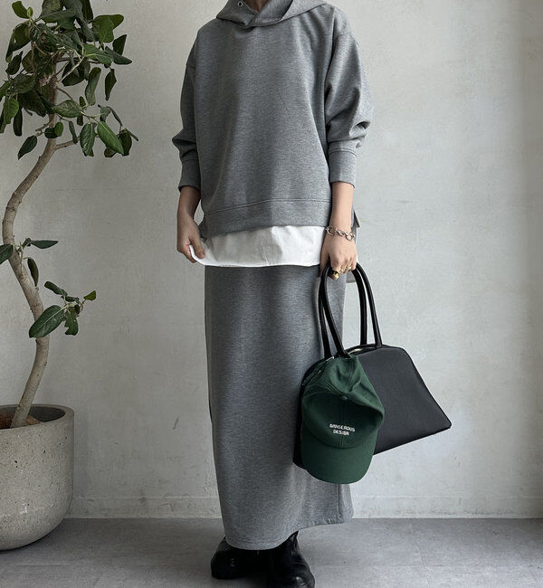  「【WEB限定】フーディー＋タイトスカート」|スーツ|