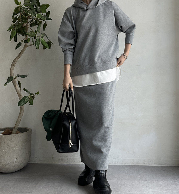  「【WEB限定】フーディー＋タイトスカート」|スーツ|