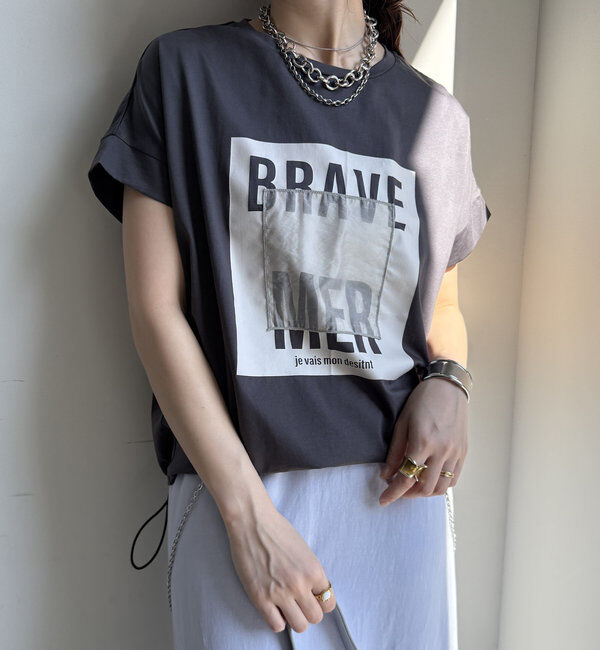  「【WEB限定】裾ドロストオーガンジーロゴTEE」|Tシャツ・カットソー|チャコールグレー