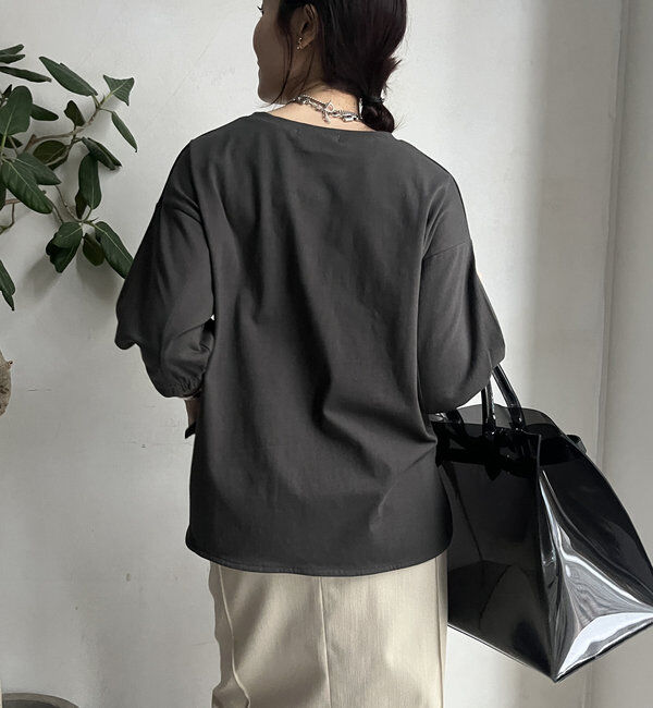  「【WEB限定】パールロゴ刺繍タックスリーブプルオーバー」|Tシャツ・カットソー|