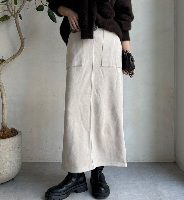  「【WEB限定】マシュマロスエードタイトスカート」|スカート|