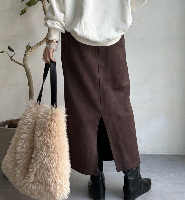  「【WEB限定】マシュマロスエードタイトスカート」|スカート|