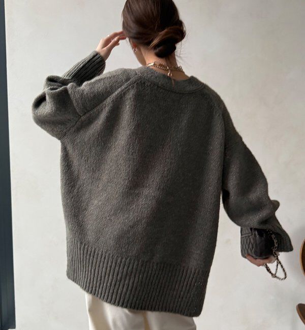  「【WEB限定】オーバーシルエットVニットカーディガン」|カーディガン|