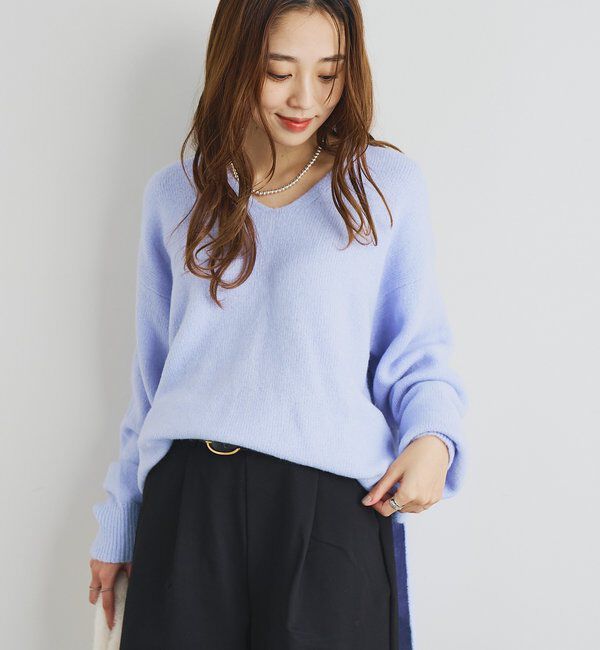  「《人気アイテム・柔らかく軽い着心地》ヤクライクVネックニット」|ニット・セーター|パープル