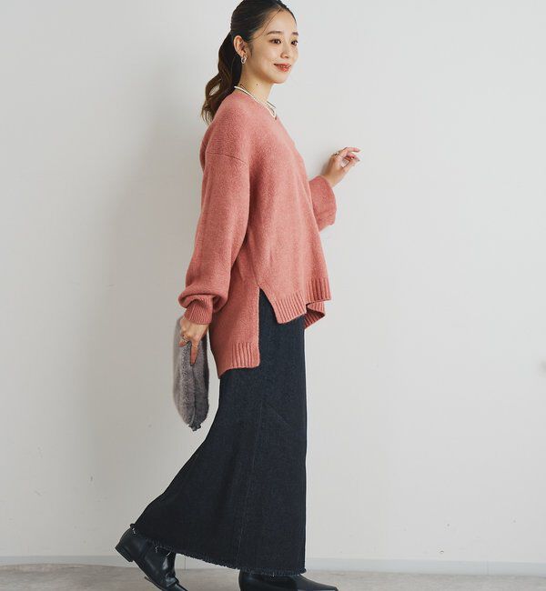  「《人気アイテム・柔らかく軽い着心地》ヤクライクVネックニット」|ニット・セーター|