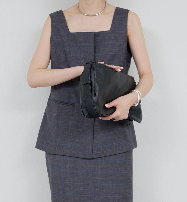  「【セットアップ対応】スクエアネックベスト」|ベスト・ジレ|