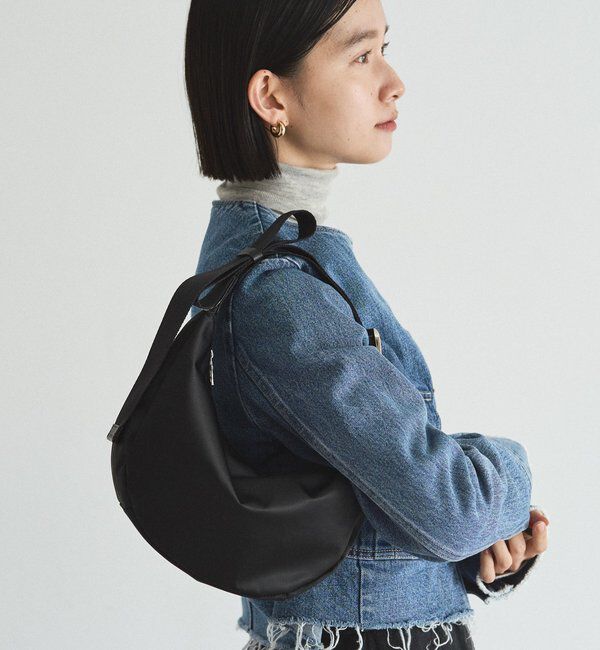  「クラウズナイロンラウンドショルダーバッグ」|ショルダー・メッセンジャー|