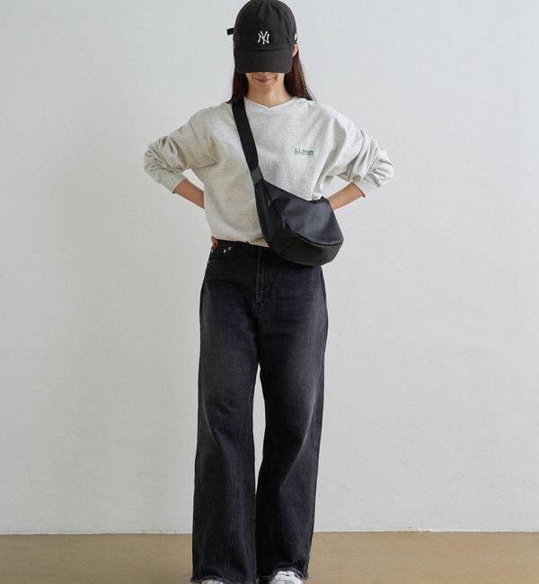  「クラウズナイロンラウンドショルダーバッグ」|ショルダー・メッセンジャー|