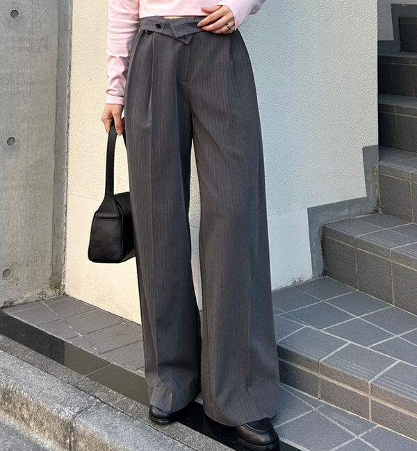  「ピンストライプタックワイドパンツ」|チノ|チャコールグレー