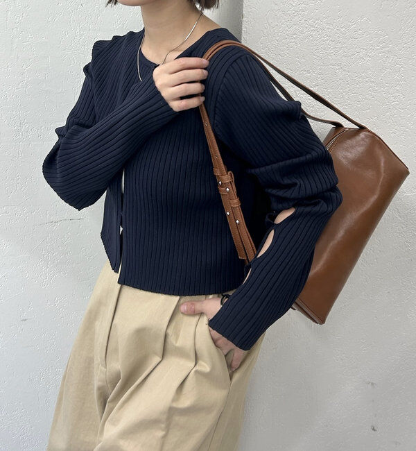  「ラウンドスリットニット」|ニット・セーター|