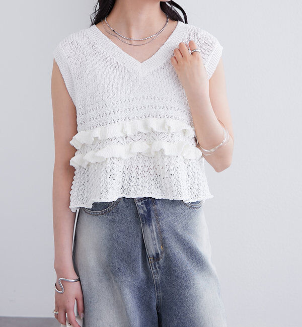  「フリルニットベスト」|ニット・セーター|オフホワイト